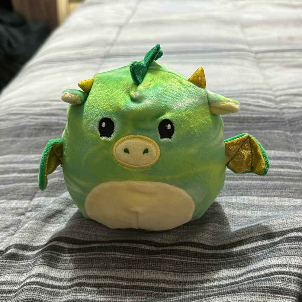 Scented Chocolate Dragon Squishmallow